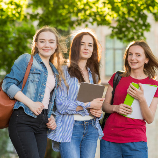 student girls pg near mithibai college Mumbai